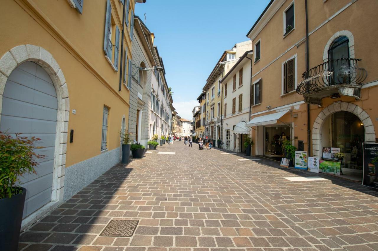 Atico Hotel Desenzano del Garda Buitenkant foto